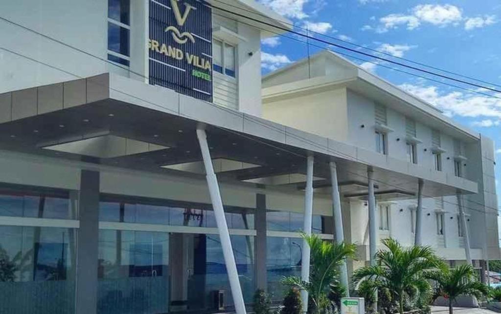 Grand Vilia Hotel Langgur Exterior foto